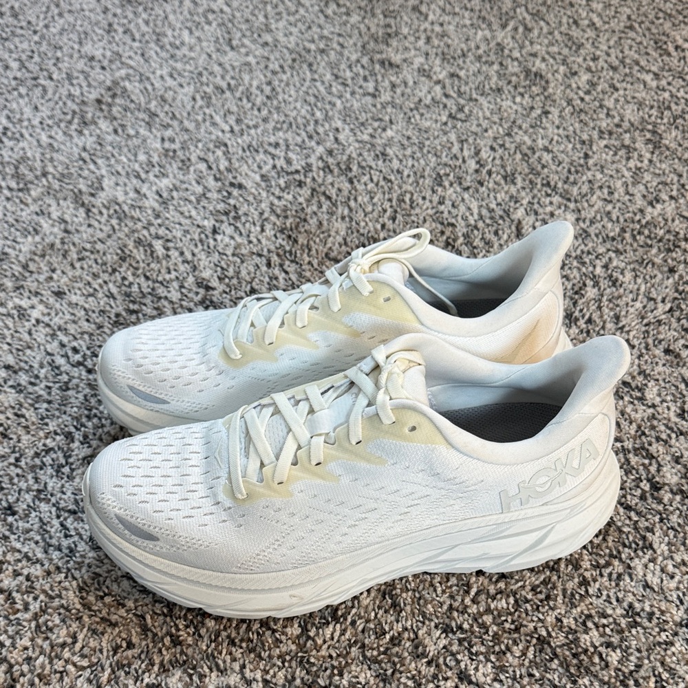 Hoka Clifton 8